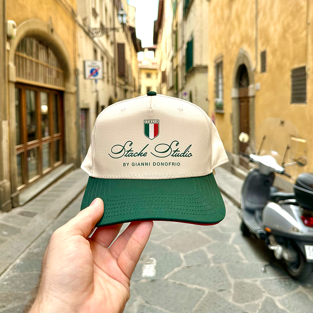 Script Italia Snap-back Hat